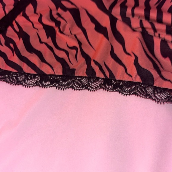 Tiger Mist Striped Going Out Longsleeve Top - Picture 4 of 4